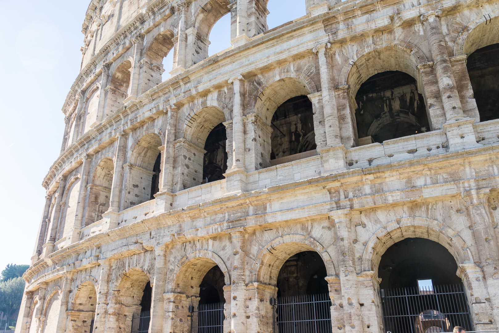 Backplate • ID: 4841 • HDRI Haven - Ruins Of Colosseum