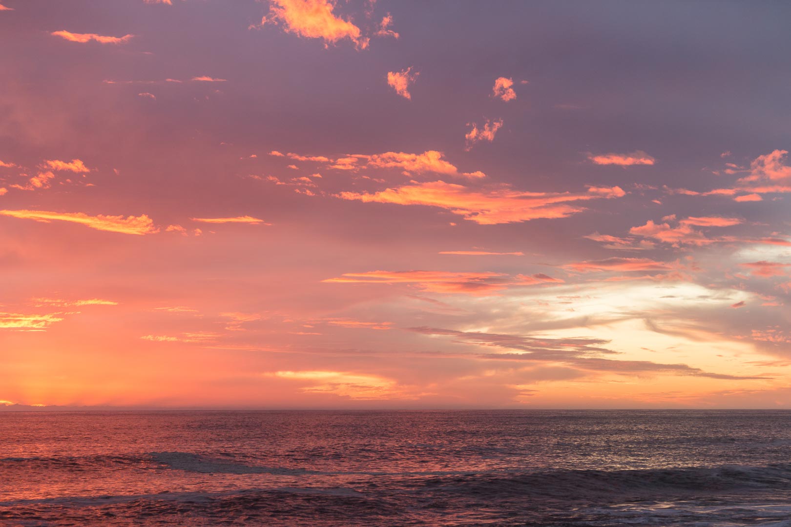 Backplate • ID: 6828 • HDRI Haven - Beautiful Sunrise At Coast