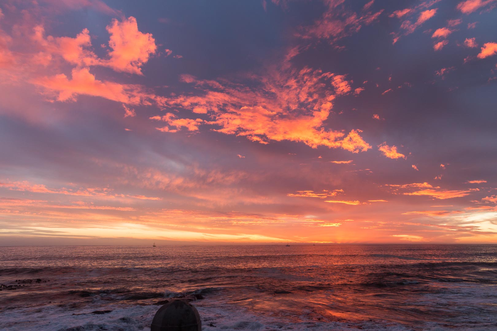 Backplate • ID: 14488 • HDRI Haven - Beautiful Sunrise At Coast