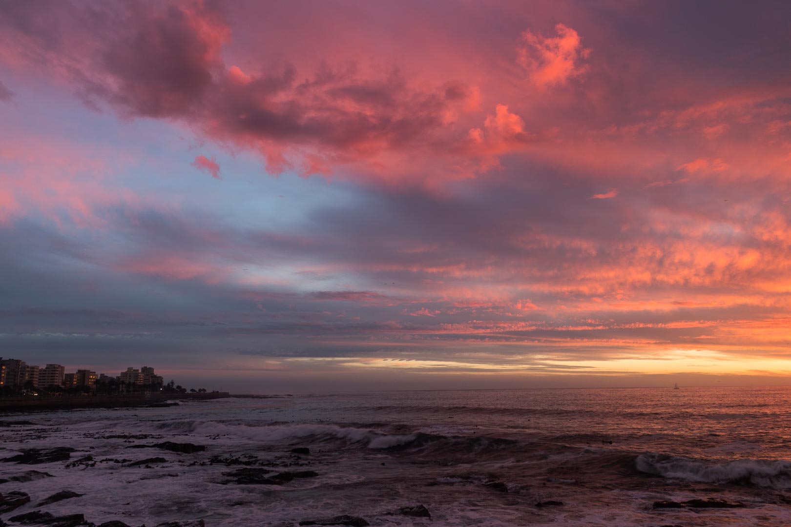 Backplate • ID: 14513 • HDRI Haven - Beautiful Sunrise At Coast