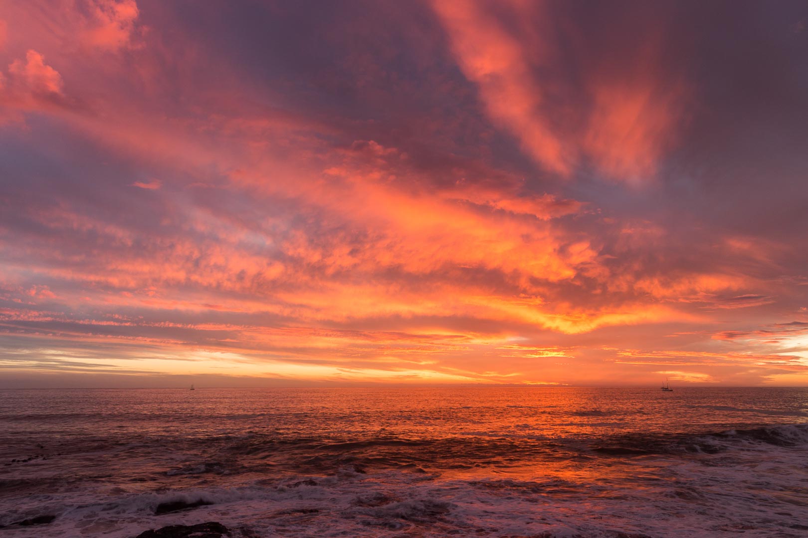 Backplate • ID: 6848 • HDRI Haven - Beautiful Sunrise At Coast