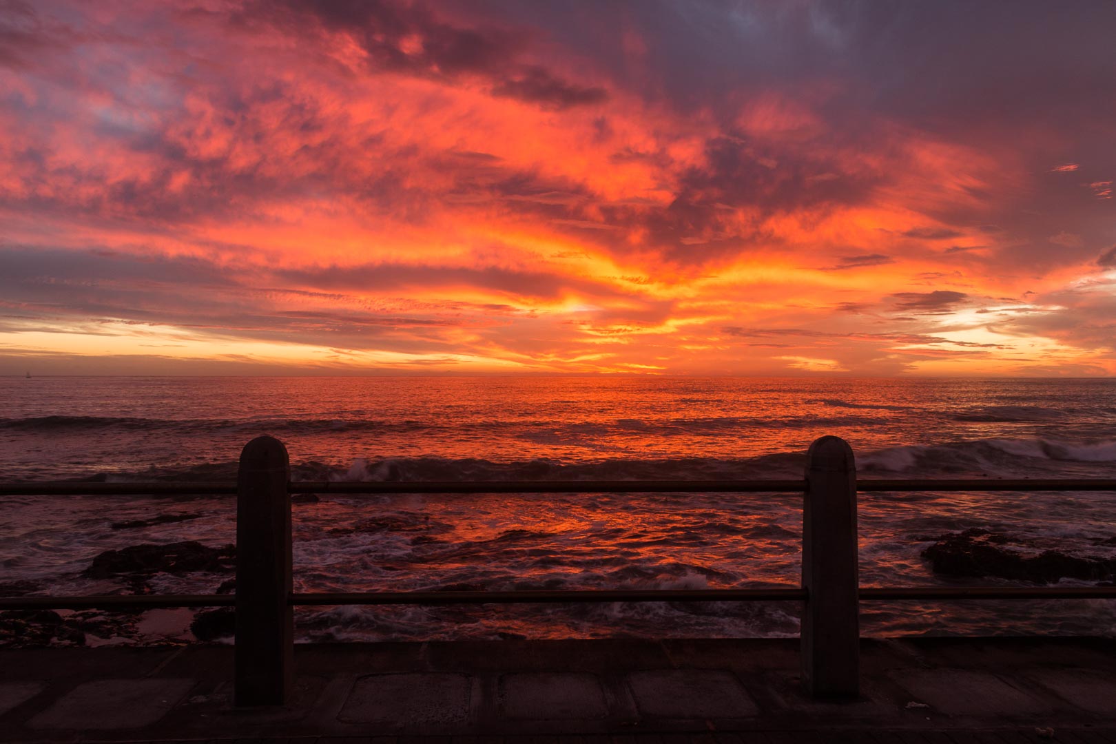 Backplate • ID: 6835 • HDRI Haven - Beautiful Sunrise At Coast