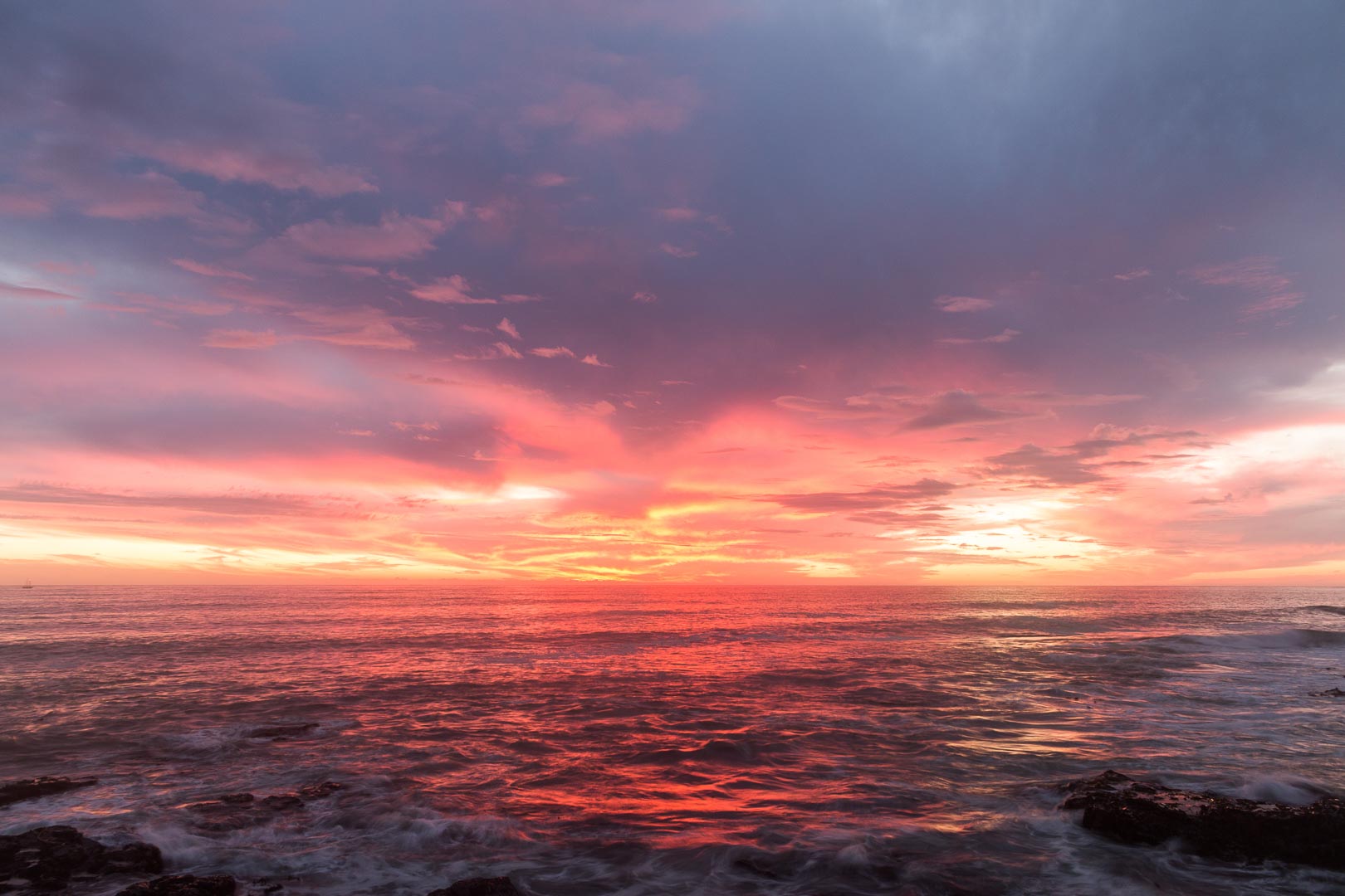Backplate • ID: 6831 • HDRI Haven - Beautiful Sunrise At Coast
