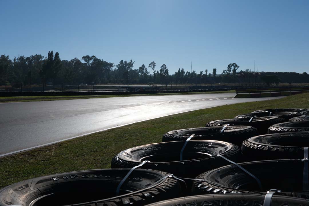 Backplate • ID: 15271 • HDRI Haven - Morning Racing Circuit